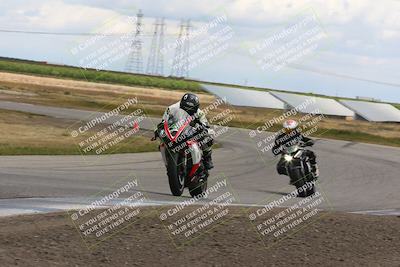 media/Apr-26-2024-TrackDaz (Fri) [[c4b677d280]]/C Group/140pm (Wheelie Bump)/